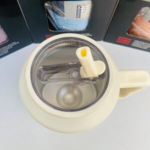 BOT2P - BOTELLA 2L CON PAJITA