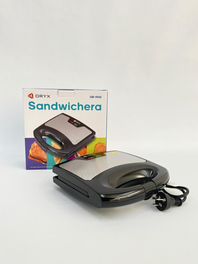 sandwichera.jpg OR1900 - SANDWICHERA ELECTRICA 750W ORYX